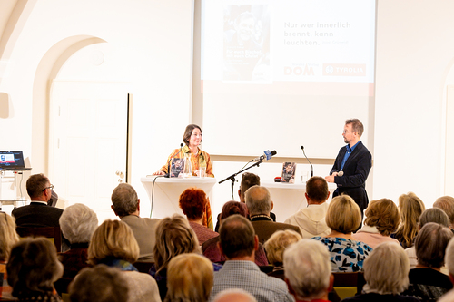 Buchpräsentation Für euch Bischof, mit euch Christ / Erzdiözese Wien/ Schönlaub, Stephan Schönlaub Buchpräsentation Für euch Bischof, mit euch Christ