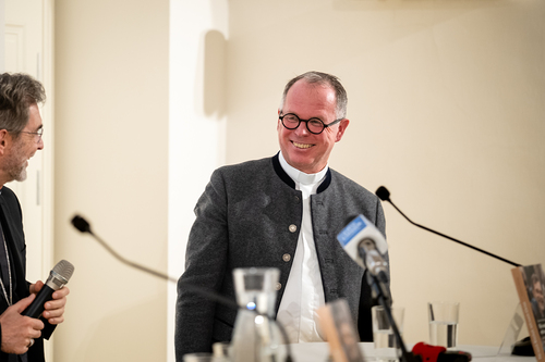 Buchpräsentation Für euch Bischof, mit euch Christ / Erzdiözese Wien/ Schönlaub, Stephan Schönlaub Buchpräsentation Für euch Bischof, mit euch Christ