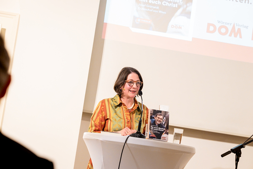 Buchpräsentation Für euch Bischof, mit euch Christ / Erzdiözese Wien/ Schönlaub, Stephan Schönlaub Buchpräsentation Für euch Bischof, mit euch Christ