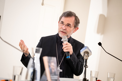 Buchpräsentation Für euch Bischof, mit euch Christ / Erzdiözese Wien/ Schönlaub, Stephan Schönlaub Buchpräsentation Für euch Bischof, mit euch Christ